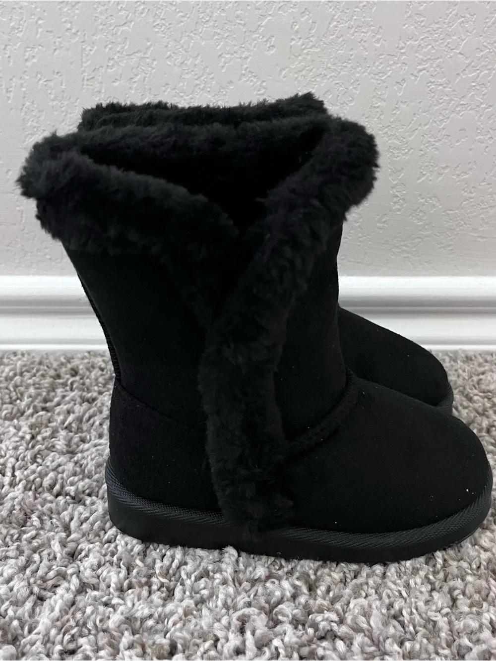NWOT FabKids boots